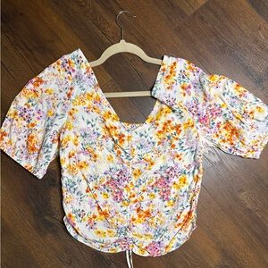 H&M V-Neck Floral Print Mocked Puff Sleeve Top